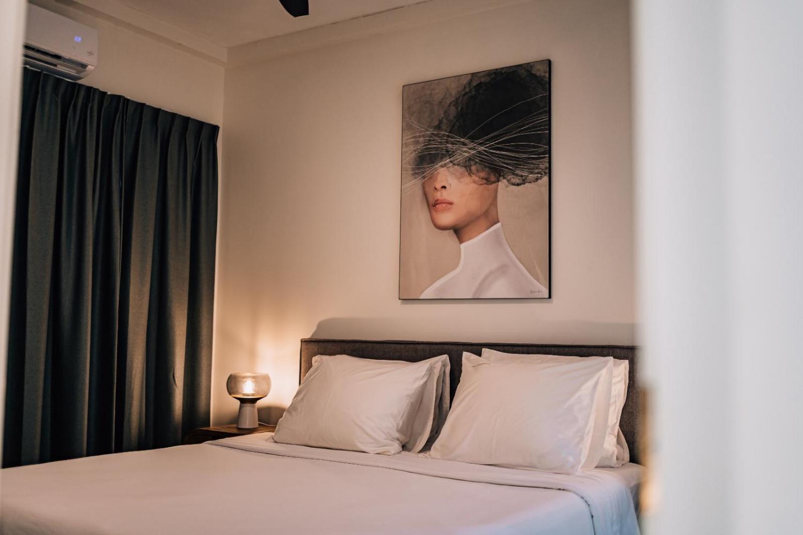 The Bellafonte - Luxury Oceanfront Hotel คราเลนไดค์ ภายนอก รูปภาพ