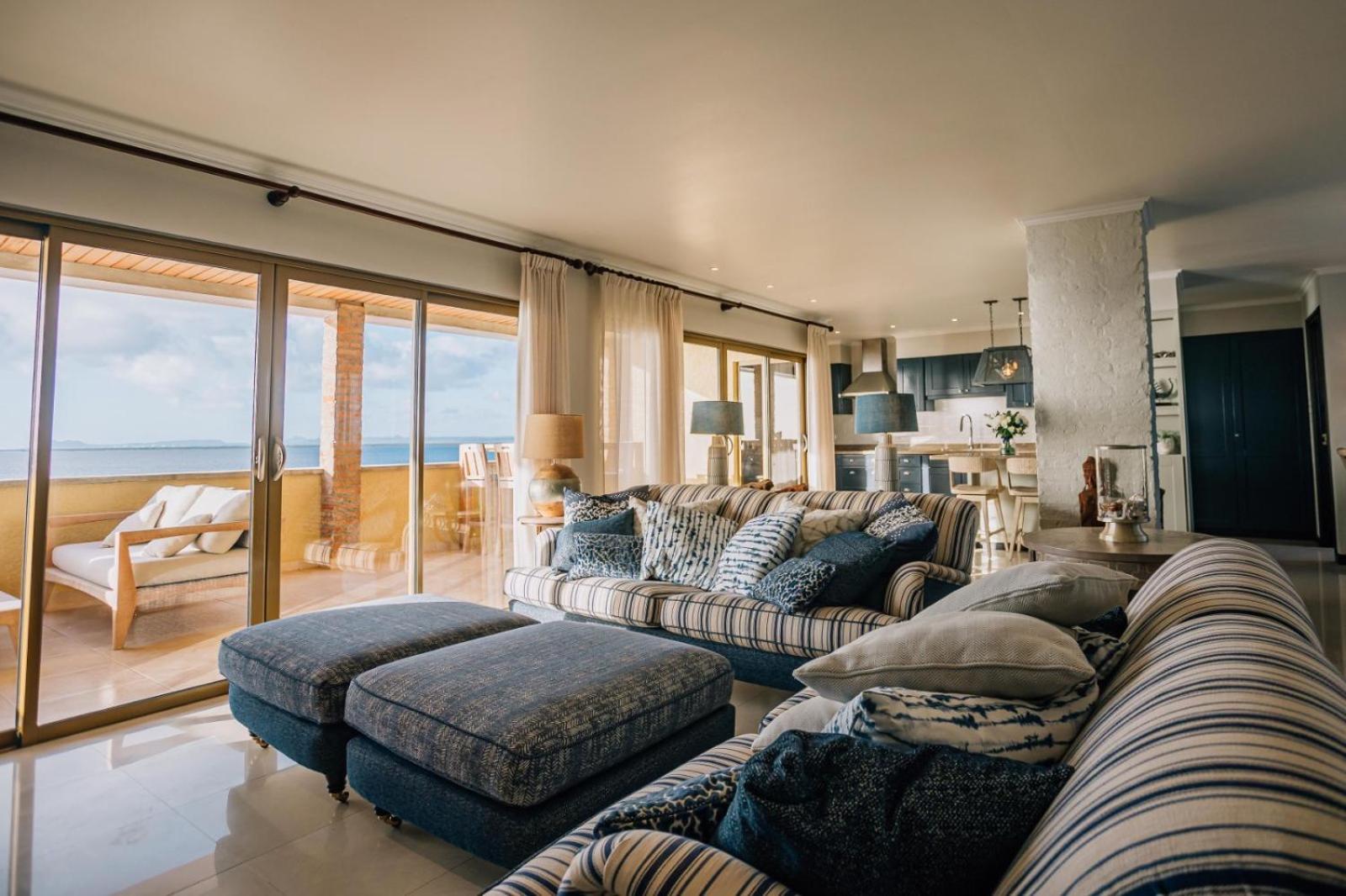 The Bellafonte - Luxury Oceanfront Hotel คราเลนไดค์ ภายนอก รูปภาพ